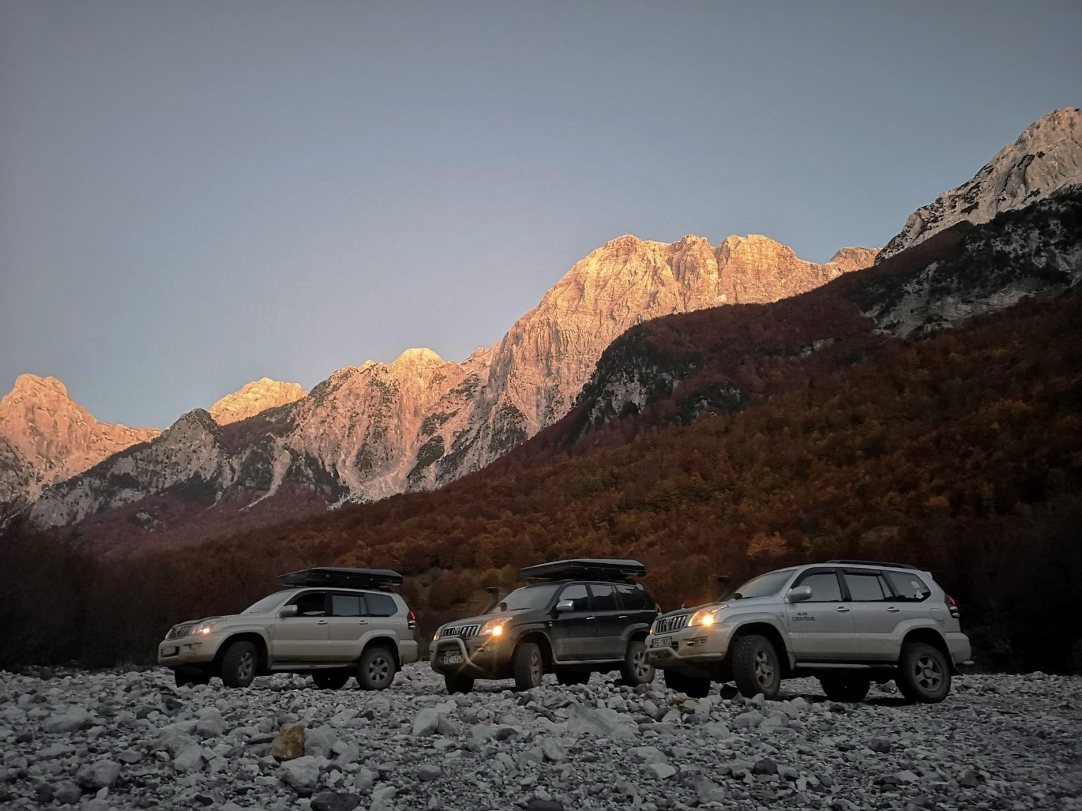 KATRA DIENA KĀ JAUNS PIEDZĪVOJUMS

Mazāk ikdienas. Vairāk kalnu.
Mazāk steigas. Vairāk piedzīvojumu.
Mazāk plānu. Vairāk atmiņu. ⛰️💙

🌍 Uzzināt vairāk un pieteikties braucienam vari 👉🏼 @balticoverlanders bio sadaļā!